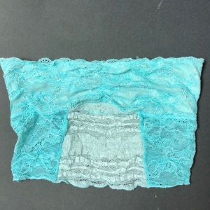 FREE PEOPLE LACE BANDEAU ✨